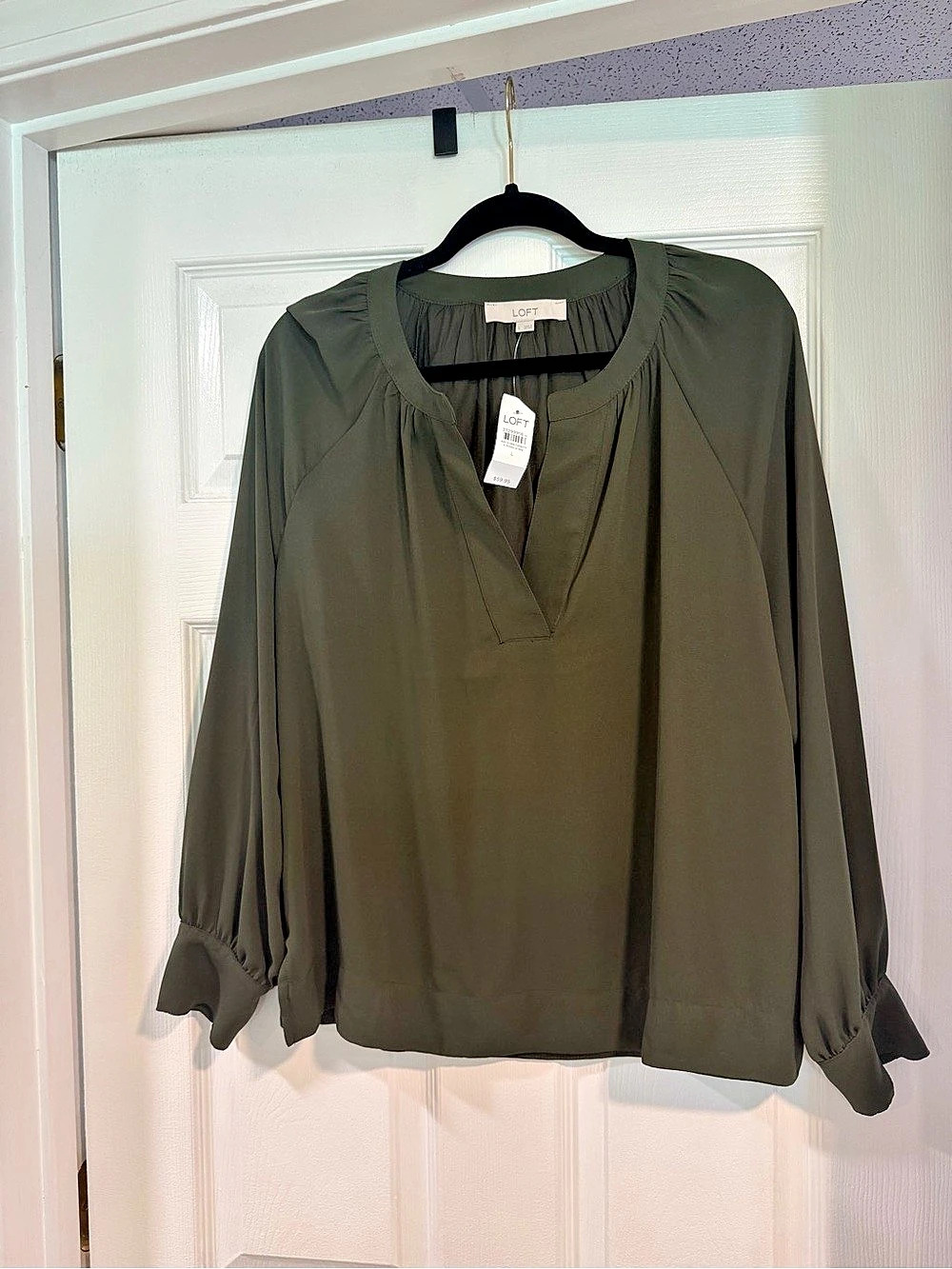 LOFT Olive Blouse Size Large NWT
